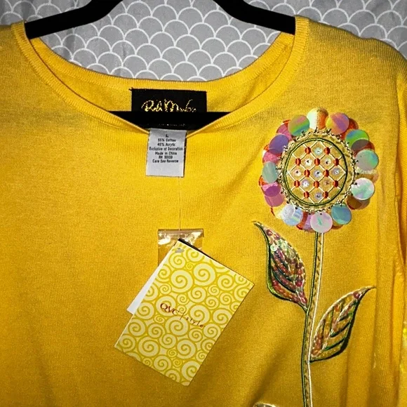 💚 SALE! Bob Mackie Bright Yellow Top - Picture 4 of 8